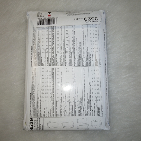 SIMPLICITY 3529 Project Runway pull-over dress with length & sleeve var… - Picture 5 of 5